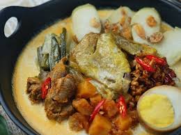 Selain karena resep lontong sayur ini sangat lah mudah sehingga sekali pun anda masih harus bekerja anda bisa tetap menyiapkan sarapan dengan menu ini tanpa harus kesiangan karena terlambat masuk kantor. 16 Resep Lontong Sayur Spesial Dari Berbagai Daerah Rekomended