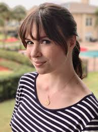 A list of film serials by year of release. Gwendolyn Cecil Film Startseite Facebook