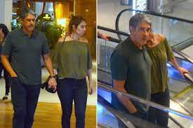 A cerimônia foi restrita à família e a poucos amigos e aconteceu na casa da mãe dele. William Bonner E Natasha Dantas Circulam Por Shopping No Rio Quem Quem News