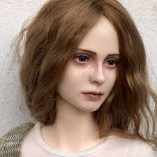 Doll profiles from elzabrutta