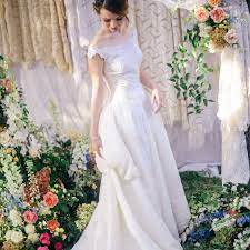 Choosing the right wedding shoes to go with your bridal gown. Wedding Dress Bustle Types All The Styles And Tips You Need To Know