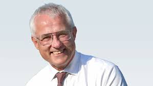 Wegen rechtsextremer Kontakte: BDE trennt sich von Peter Kurth