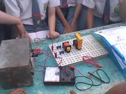 Fisika kelas 11 | quipper blog praktikum gelombang bunyi can be one of. Praktikum Di Laboratorium Fisika Sman 11 Sby Transformator Muara S Weblog
