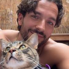 Taylor Ashby (@ashby_taylor)