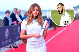 Benzema wurde vorgeworfen, schon 2008 mit zahia geschlafen zu haben. Benzema Zahia Su Peor Pesadilla Se Convierte En Numero 1 De Netflix