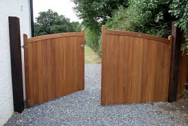 Chappelwood Hardwood Driveway Gates Driveway Gate Wooden Gate Designs Wooden Gates Driveway