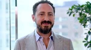 A ubiquitous spectrolaminar motif of local field potential power across the  primate cortex [video]