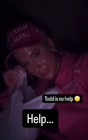 Savannah Chrisley Reveals Dad Is 'Jacked' In First Glimpse At Todd After  Prison Release!