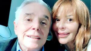 Ni modo que me culpen”: reviven video donde Enrique Guzmán dice que su hija Alejandra está buenísima - Infobae