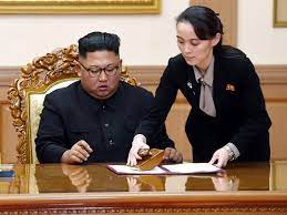 Kim jong un ist das mittlere der drei noch lebenden kinder kim jong ils. Kim Jong Un Im Koma Kleine Schwester Gilt Als Unberechenbare Nachfolgerin Politik Vol At