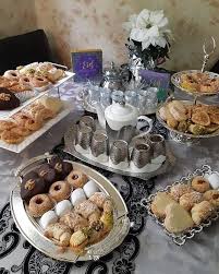 Pin By Sara Jarjes94 On العيد In 2020 Table Settings Table Cafe