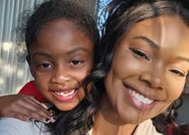 MIKE EPPS AND WIFE KYRA EPPS WELCOME THEIR BABY GIRL!