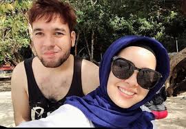 Bukan selalu nak berkumpul adik beradik. Salah Sangka Dicium Lelaki Mat Salleh Emma Maembong Dilabel Tiada Maruah Cium Adik Kisah Dunia