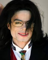 😬 Ilia Topuria: "I'd like to move up to the next weight class, and since  Islam [Makhachev] is the champion fighting in January, and he won't be  ready for April or May,