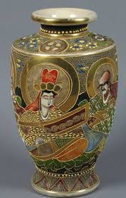 Satsuma Vase With Six Figures Raised Squeezebag Decoration Gilt Highlights Marked Red Calligraphic Mark Size 9 1 Satsuma Vase Japanese Vase Antique Vase