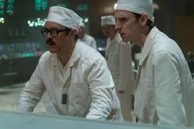 Die fünfteilige serie chernobyl erzählt die schockierende geschichte der katastrophe, ihrer opfer 'chernobyl' führt uns hautnah an den ganz wörtlichen kern der katastrophe und wirft einen blick. Warum Man Die Serie Chernobyl Sehen Muss