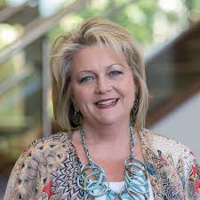 Wendy Colson's Instagram, Twitter & Facebook