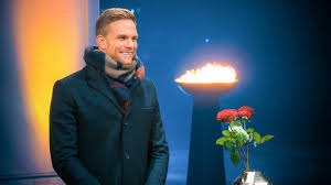 The next bachelor is usually, although not always one of hannah brown's drama kings is still the most likely candidate to hand out roses in the 2020 season, but now it. Bachelor 2020 Bekommt Diese Kandidatin Die Letzte Rose