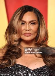 182 Amy Knowles Photos & High Res Pictures