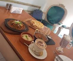 مطعم رويال نيم الاحساء الأسعار المنيو الموقع كافيهات و مطاعم السعودية