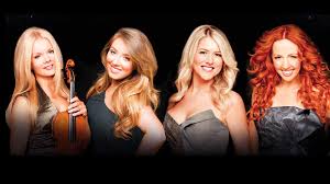 Celtic woman was released in america just over a year ago where the album stayed at no.1 in the billboard world music chart for 53 weeks. Celtic Woman Emerald Wkar