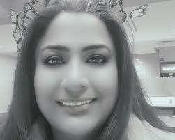 Margo Robinson's Instagram, Twitter & Facebook