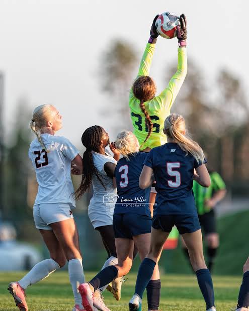 The #2 seed STMA Girls Soccer team defeated #3 Bemidji 1-0 tonight. The Knights scored on a PK by Kenna Gayken with 29 secs remaining. STMA will now host #5 Alexandria in