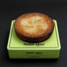Adam Basque Crememaison Gateau Adam Basque Crememaison Gateau Gateau Basque A La Creme Maison Adam En 2020 Gateau Basque Basque Gateau