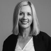 Mandy Walter's Instagram, Twitter & Facebook