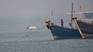 Ferry-Navy craft collision: Body of 7 ...