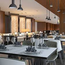 Dal 1952 progettiamo e realizziamo arredamenti su misura per ristoranti, pizzerie, trattorie, tavole calde, paninoteche, self service, ma anche hotel e negozi, offrendo ai nostri clienti soluzioni chiavi in. Arredo Ristoranti