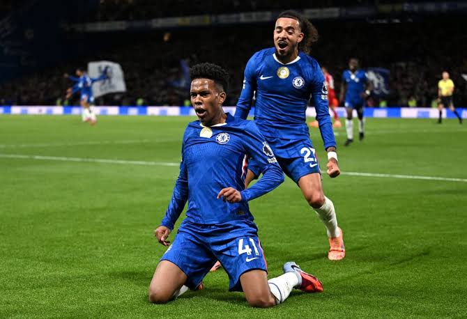 BARCELONA CHELSEA'NİN KAPISINI ÇALIYOR: HEDEF ESTÊVÃO