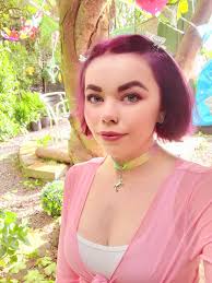 Eden Willis (@edenmodelsni) • Facebook