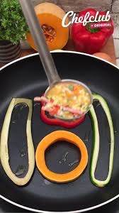 Recette Omelettes Legumes Et Autres Recettes Chefclub Original Video Recette Video Recettes De Cuisine Recette Cuisine Facile Cuisine Facile