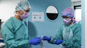 Enfant de moins de 3ans :177 euro. Coronavirus Le Quotidien D Un Couple D Infirmiers Mobilises Contre Le Covid On N Est Pas Des Heros