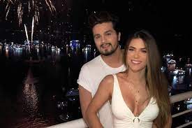 Luan santana responde sobre nova namorada. Apos 11 Anos De Relacionamento Luan Santana Anuncia Casamento Com Jade Magalhaes Chegou A Hora Hugo Gloss
