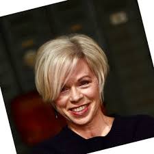 Ich habe einen neuen Job und arbeite jetzt als Leiterin  Vertriebsunterstützung bei Presse-Versorgung. Ich freue mich auf die  Zusammenarbeit und die vielen neuen Kontakte.