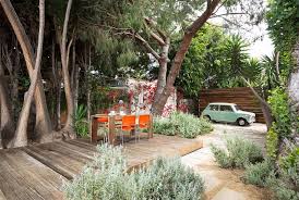 Backyard landscaping ideas wooded area. 22 Tree Shade Landscaping Ideas For Your Yards Home Design Lover