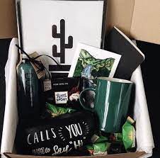 Epingle Par Sarah Betschart Sur Gift Box Coffret Cadeau Diy Idee Cadeau Amoureux Boites Cadeaux Noel