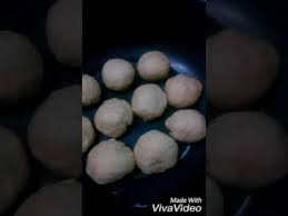 Resepi karipap pusing ini mencabar dengan teknik yang dikenakan pada doh. Resepi Karipap Pusing Tanpa Shortening