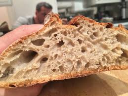 La Pate Qui Fermentait Hier A Ete Cuite Voici La Mie Toujours Avec 1g De Levain Au Kg De Farine J Avais Du Mal Sur Cette Farine Pour Ob Food Bread 10