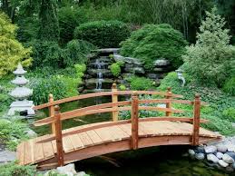 Called nanhe river landscape bridge, the red bridge will cross the river in two interlaced strands. Garden Bridge Klassisch Garten San Francisco Von Redwood Garden Bridges