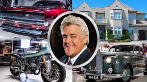 Jay and guests drive cars, motorbikes and anything that moves all while meeting new people and exploring the rich motoring history of america and beyond. Jay Leno Lifestyle Income Family Net Worth Car Collection Biography Youtube