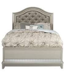 On purchases priced at $599.99 and up made with your rooms to go credit card through 5/31/21. Sofia For Sale In Us Us 5miles Buy And Sell