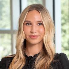 I am very excited to announce that I have accepted an offer as an External  Communications intern at Pfizer in New York City for Summer 2023. This  opportunity will allow me to