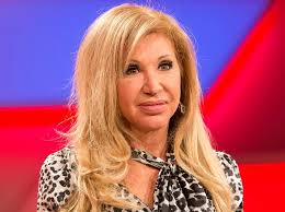 Carmen hat zur schere gegriffen. Carmen Geiss Mit Dieser Frisur Zerstort Sie Das Internet Wunderweib Bikini Fotos Carmen Geiss Frisuren