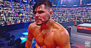 Humberto carrillo appeared to suffer a serious leg injury during his match against sheamus on this week's wwe raw. Wwe Comenzara A Dar Interesante Empuje A Humberto Carrillo