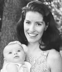 Casey, husband wed in Holy Cross chapel