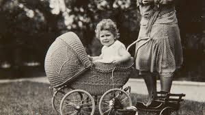 Oggi la regina elisabetta ii compie 90 anni. Queen Elizabeth Ii Hat Annie Leibovitz Verziehen