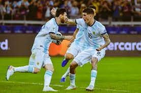 Rodrigo de paul with a debut for.about 60 seconds? Barcacentre On Twitter Rodrigo De Paul Argentina And Udinese When He Messi Becomes Your Captain You D Go To War For Him If He Asked You To Fifa Https T Co Airxaw9bp6